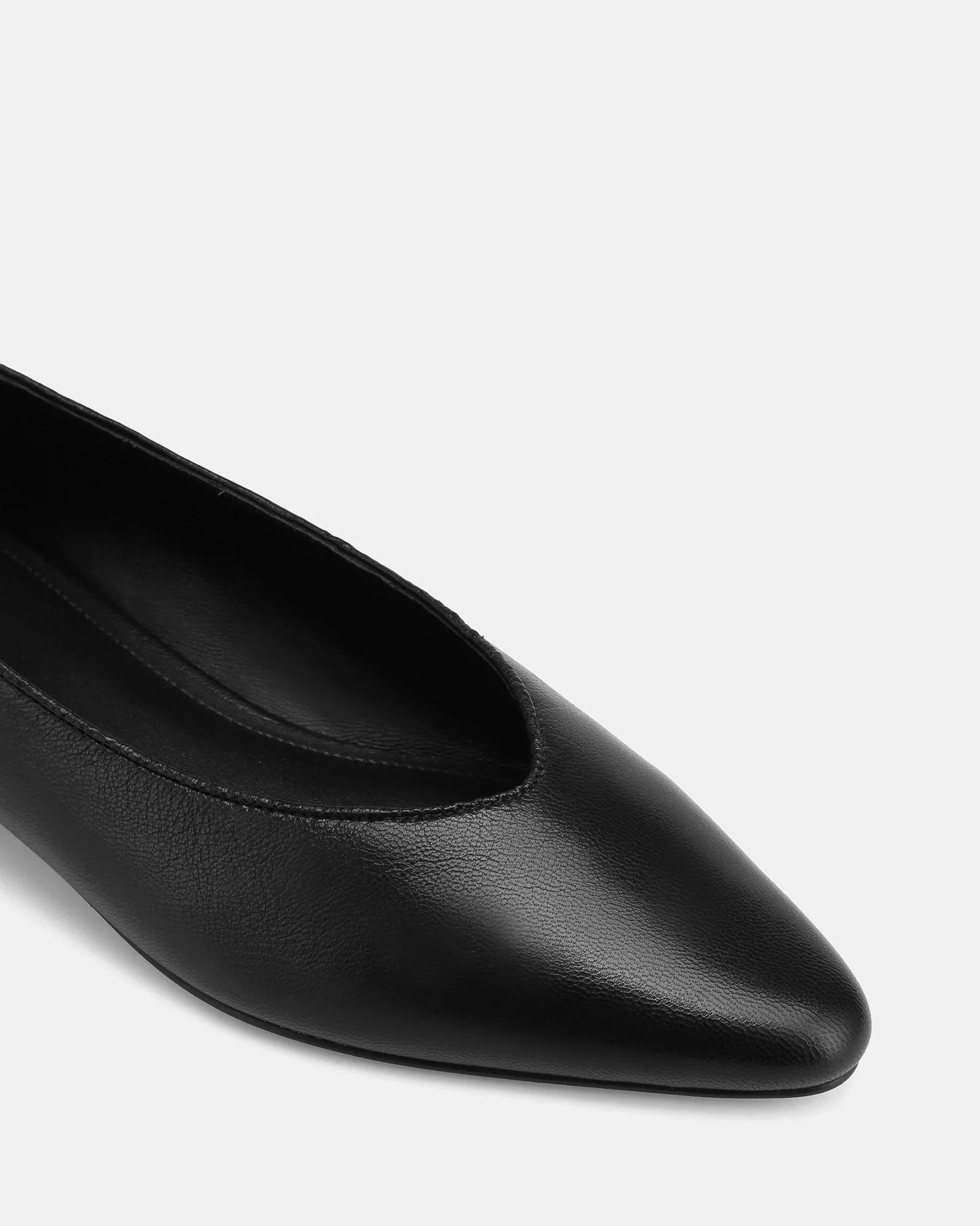 Calio Black Leather Ballet Flat - Image 3